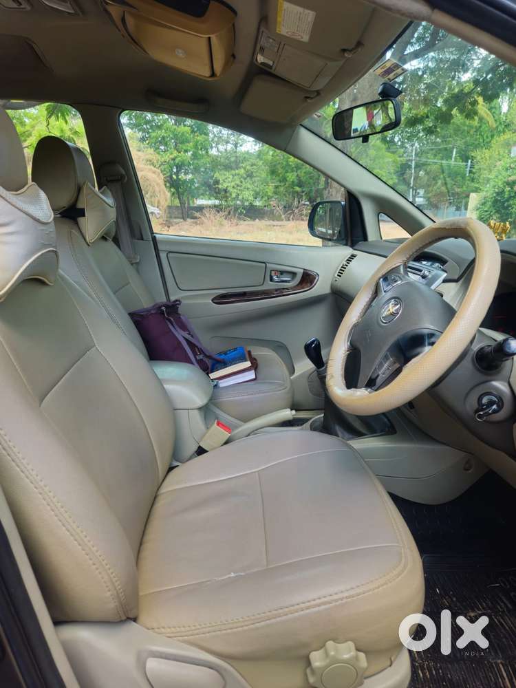 Toyota Innova 2.5 V 7 Str, 2012, Diesel