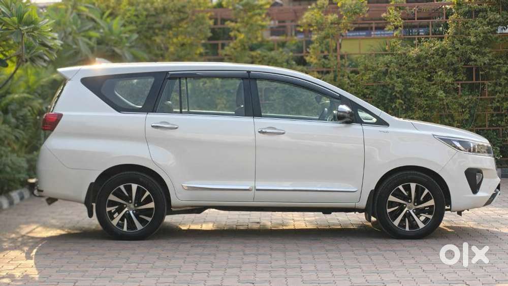 Toyota Innova Crysta 2.4 Z 7 Str, 2022, Diesel