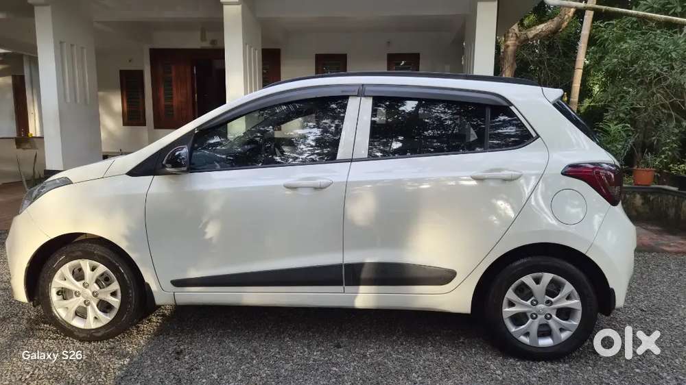 Hyundai Grand I10 Sportz Petrol 2016