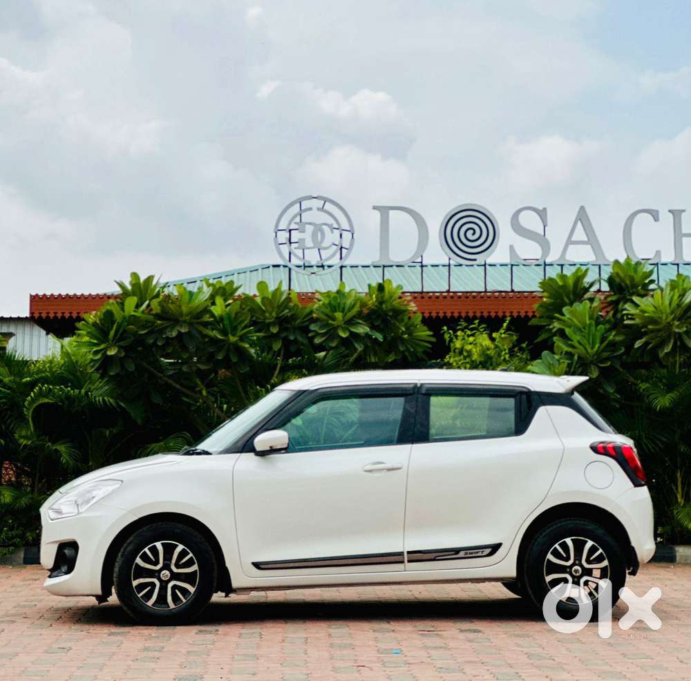 Maruti Suzuki Swift Vxi, 2020, Petrol