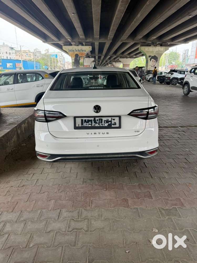 Volkswagen Virtus 2023 Petrol 20800 Km Driven