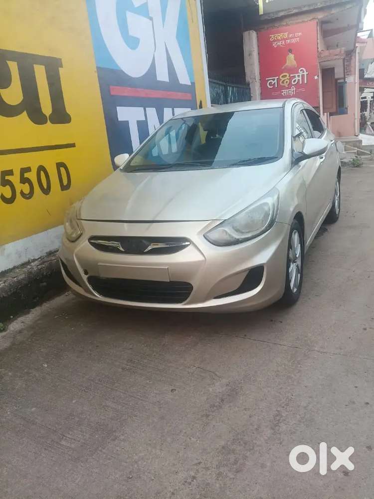Hyundai Verna Petrol 2011