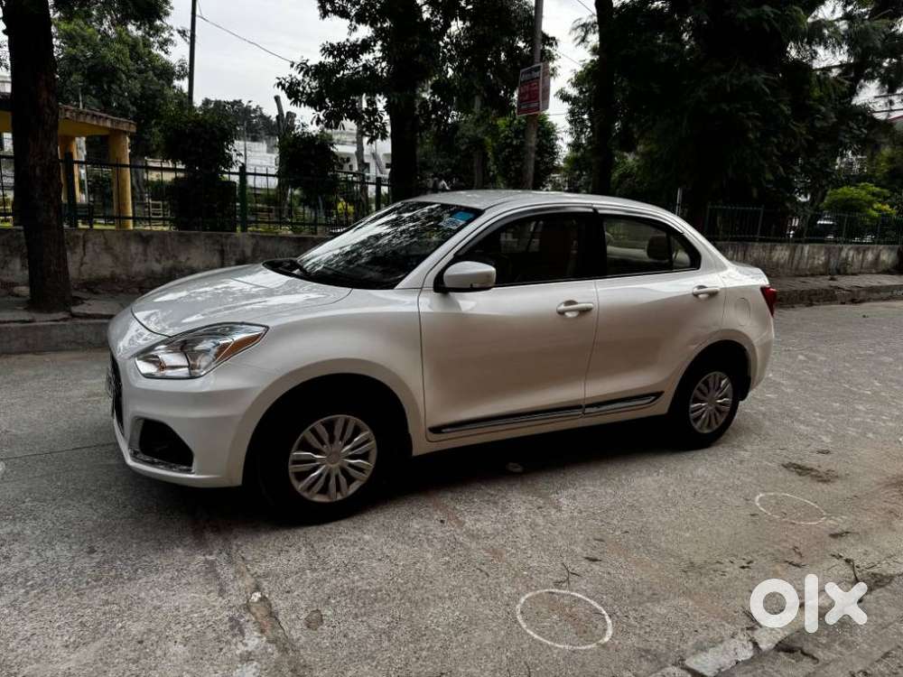 Maruti Suzuki Swift Dzire Vxi Optional, 2021, Petrol