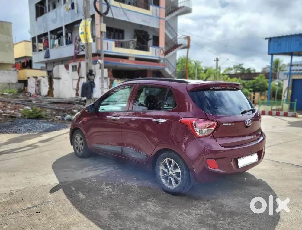 Hyundai Grand I10 2015 Petrol 98000 Km Driven