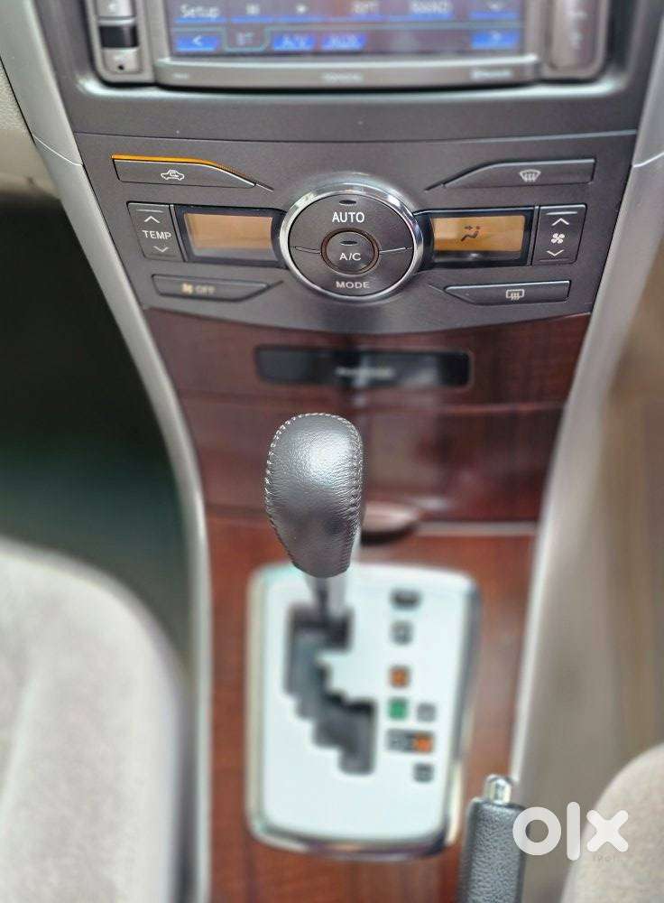 Toyota Corolla Altis G Hv At, 2012, Petrol