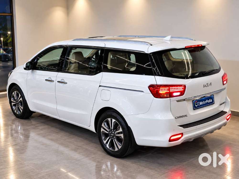Kia Carnival Limousine 2023 Model
