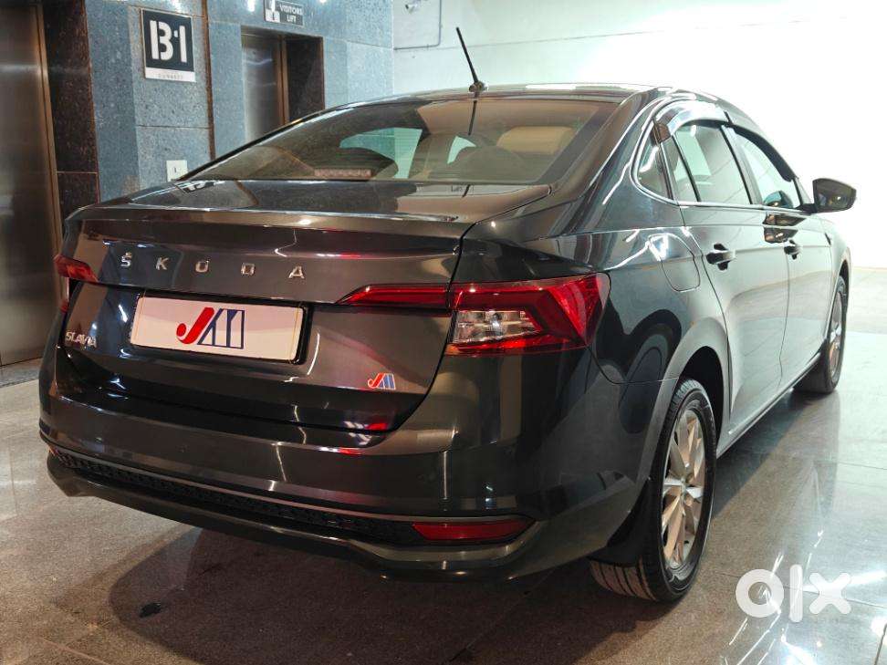 Skoda Slavia 1.0 Active Tsi, 2022, Petrol