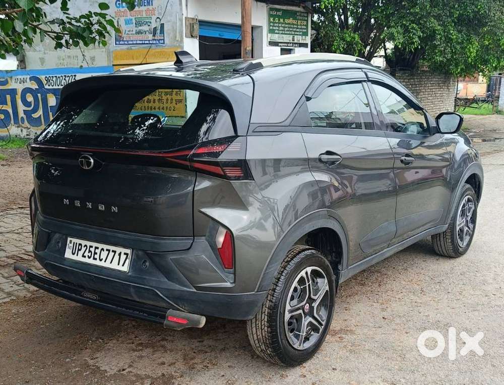 Tata Nexon Smart Plus S 1.2 Revotron Petrol 5 Mt, 2024, Petrol