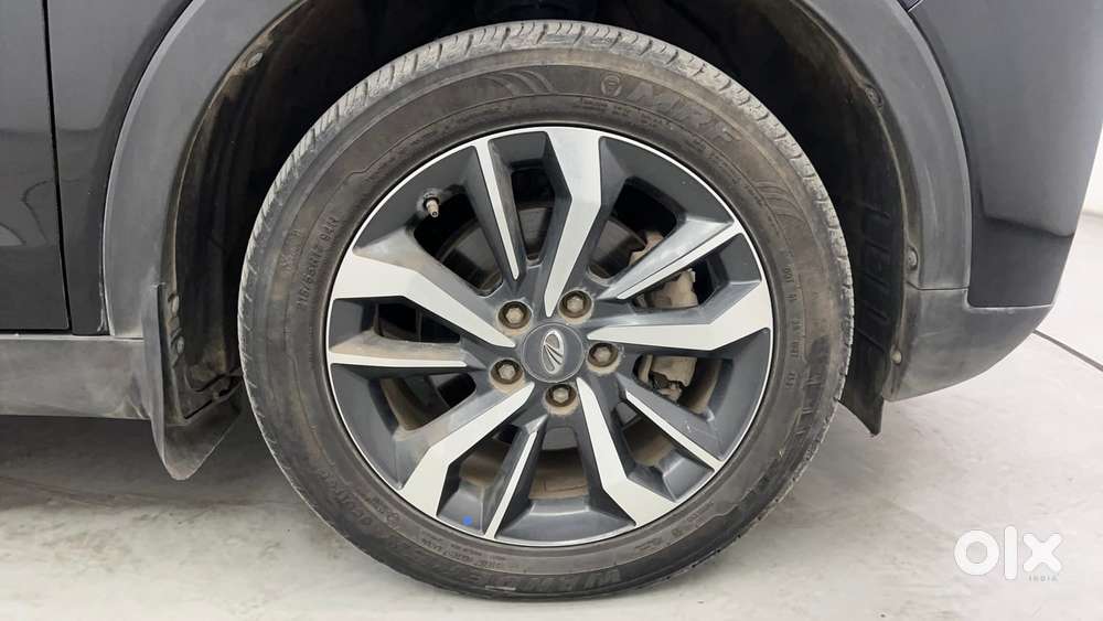 Mahindra Xuv300 W8 Option, 2021, Petrol