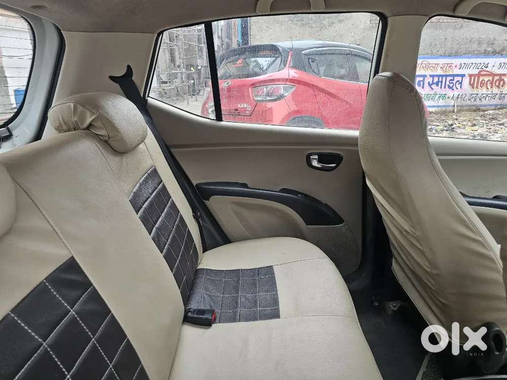 Hyundai I10 Sportz 2013 Variant