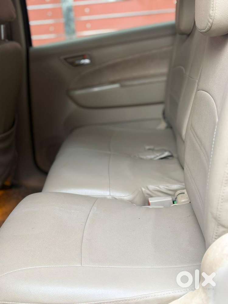 Maruti Suzuki Ertiga Vxi Abs Bs Iv, 2015, Petrol