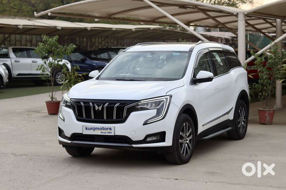 Mahindra Xuv700 2.0 Ax 5 Petrol At Str, 2024, Petrol