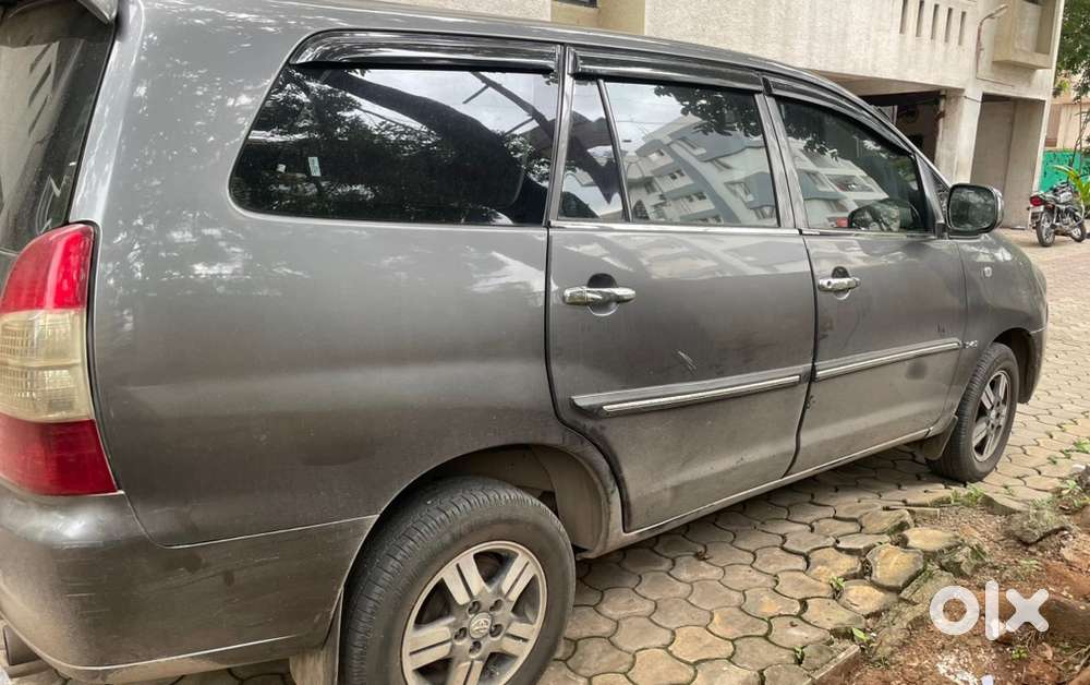Toyota Innova Diesel 2007 Vip No. 0909