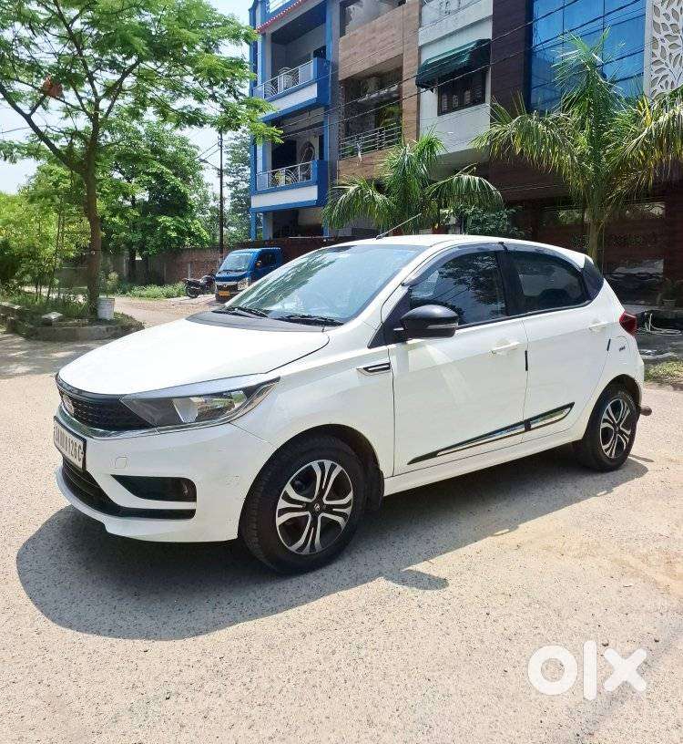 Tata Tiago 1.2 Revotron Xt (o), 2024, Petrol