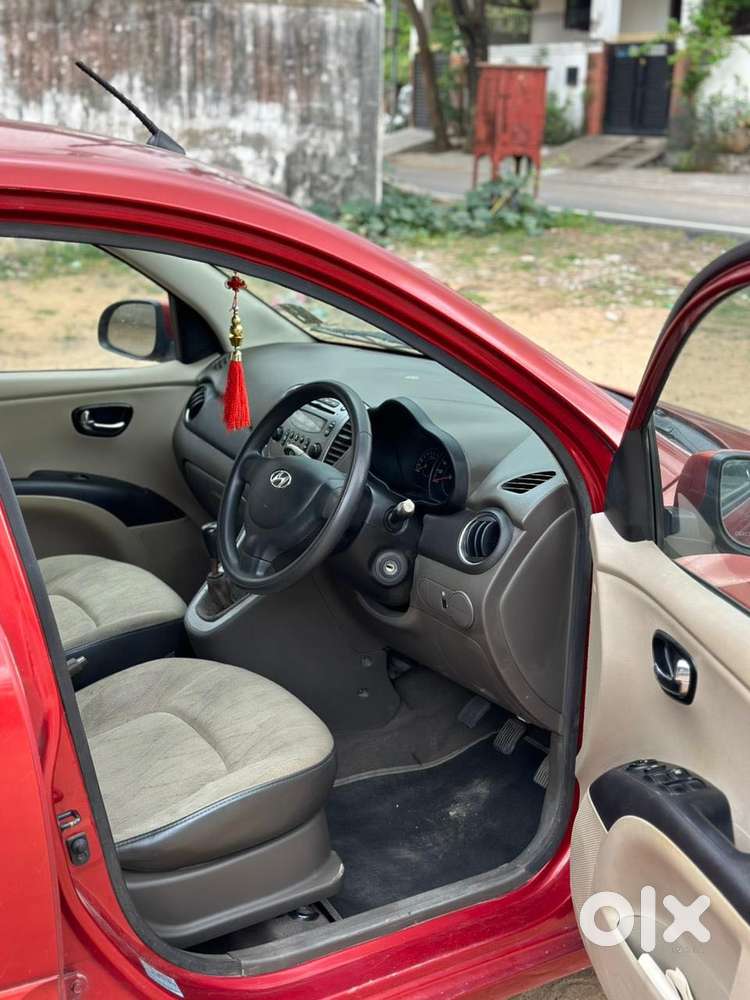 Hyundai I10 Sportz, 2012, Petrol