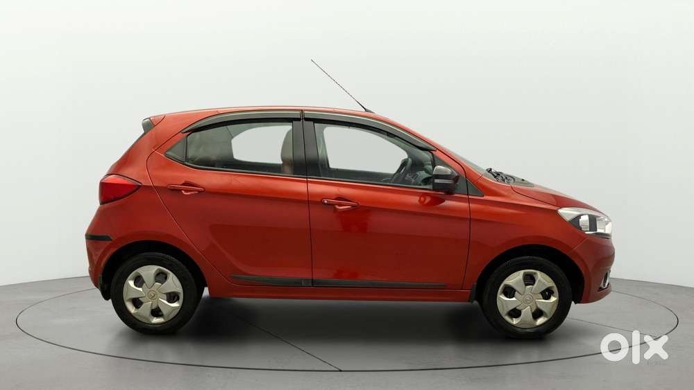 Tata Tiago 1.2 Revotron Xz, 2018, Petrol