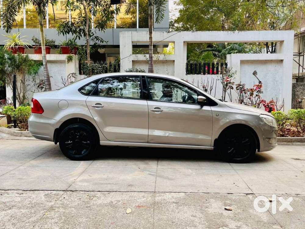 Skoda Rapid Ambition 1.6 Tdi Cr Manual Plus, 2014, Diesel