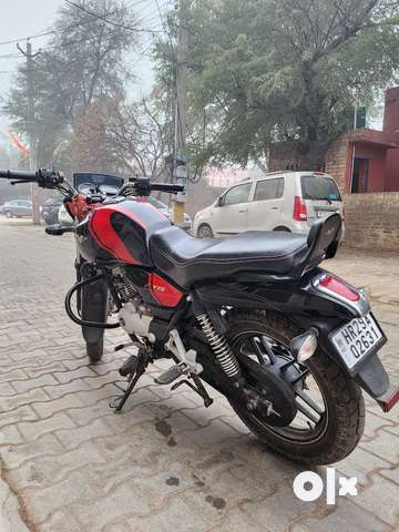 Bajaj Vikrant V15 150 CC Motorcycles 1759292427