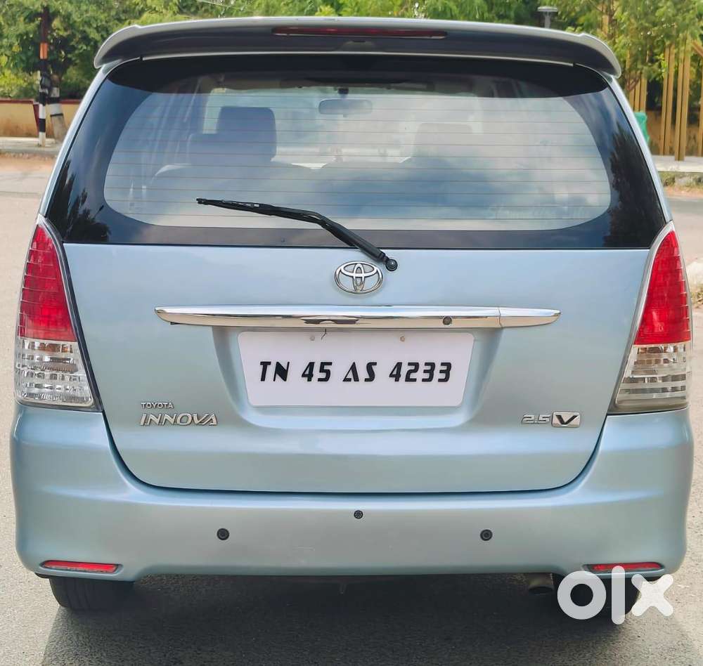 Toyota Innova 2.5 V 7 Str, 2011, Diesel