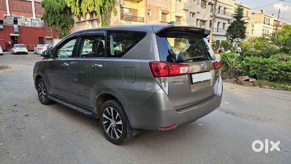 Toyota Innova Crysta [2020-ongoing] 2.4 Zx At 7 Str, 2022, Diesel