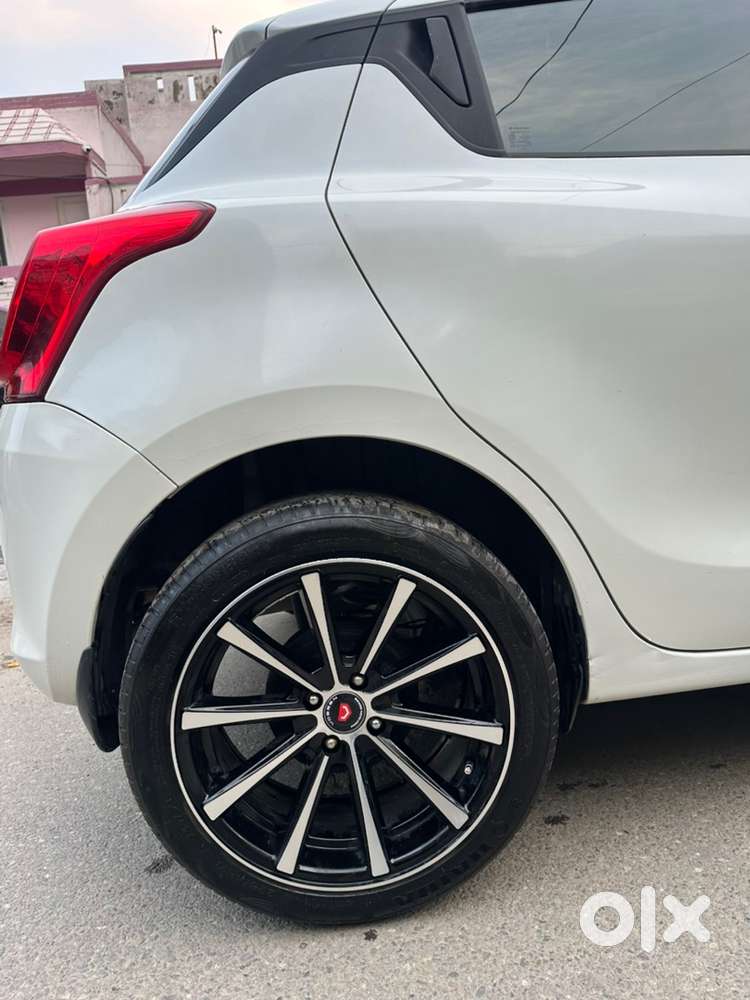 Maruti Suzuki Swift Petrol Manual 2023