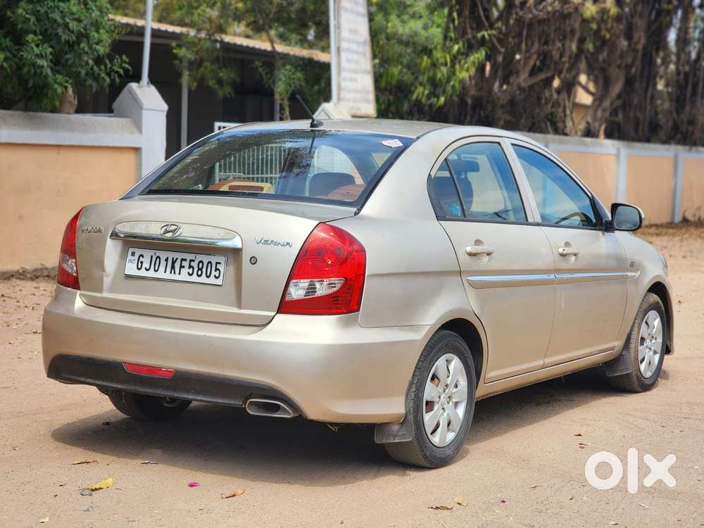 Hyundai Verna 2006-2009 I (petrol), 2010, Petrol