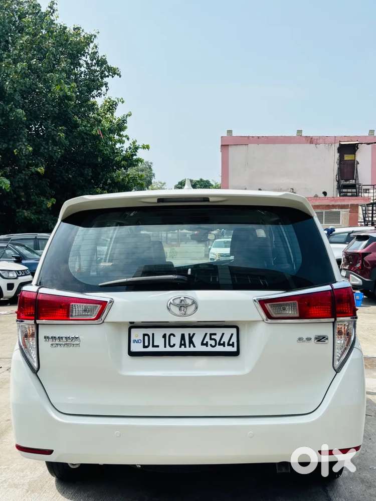 Toyota Innova Crysta 2.8 Zx At 7 Seater, 2018, Diesel