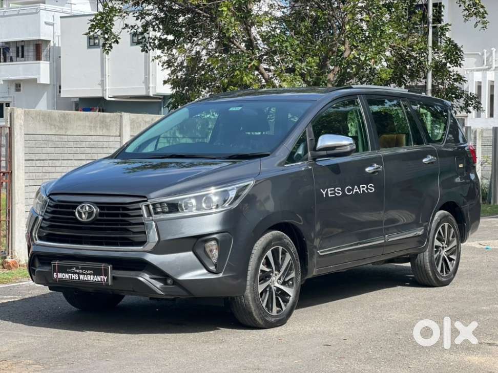Toyota Innova Crysta 2.8z Automatic, 2022, Diesel
