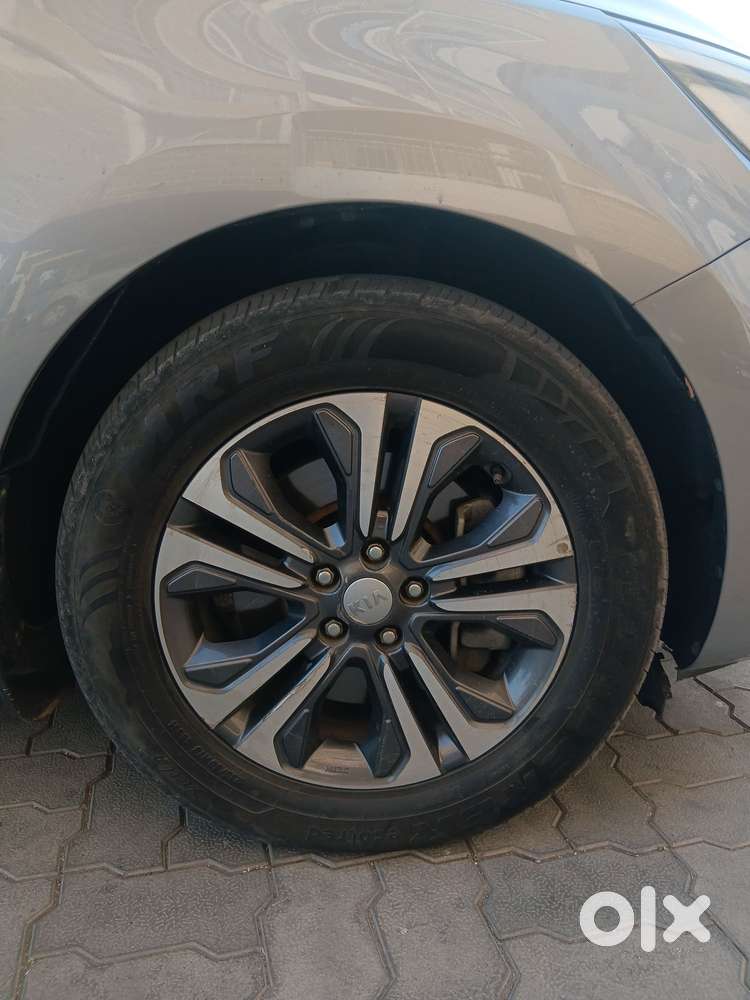 Kia Carnival Premium 8 Str, 2021, Diesel