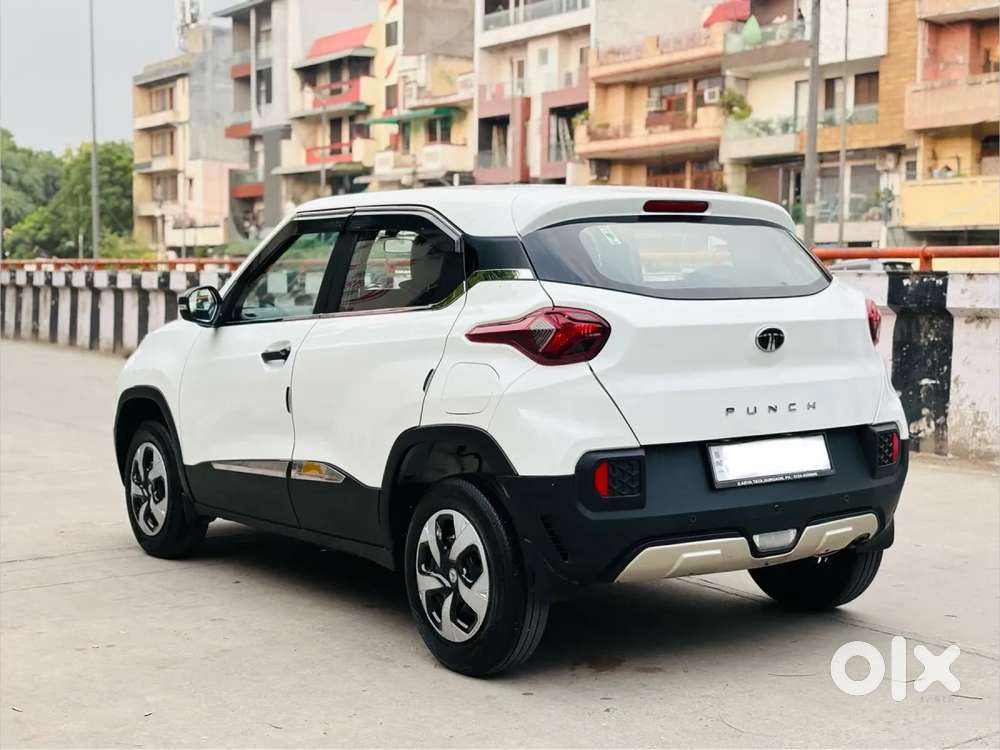 Tata Punch Pure, 2025, Petrol