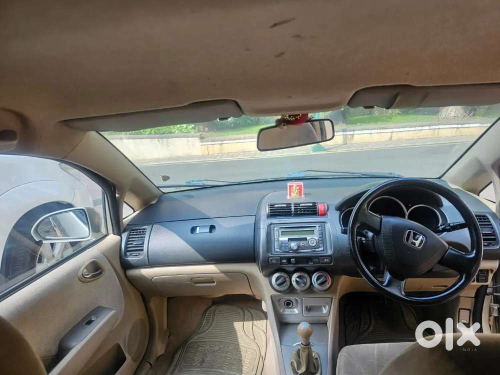 Honda City ZX vtech 2005 Petrol allow wheels, single owner