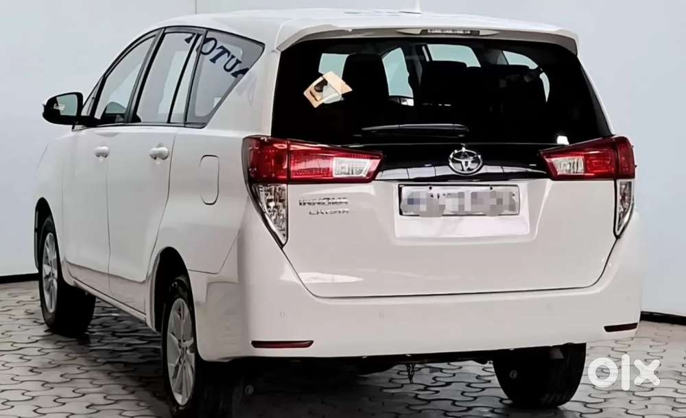 Toyota Innova Crysta [2020-ongoing] 2.4 Gx 7 Str, 2023, Diesel