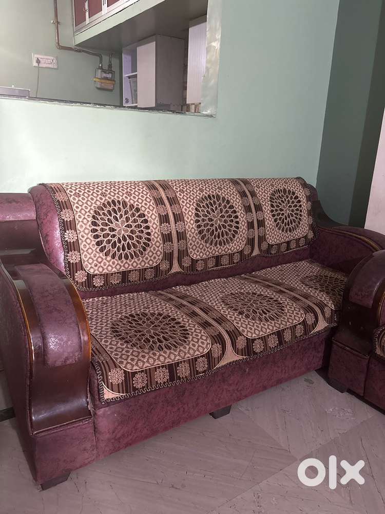 Sofa colour is wine