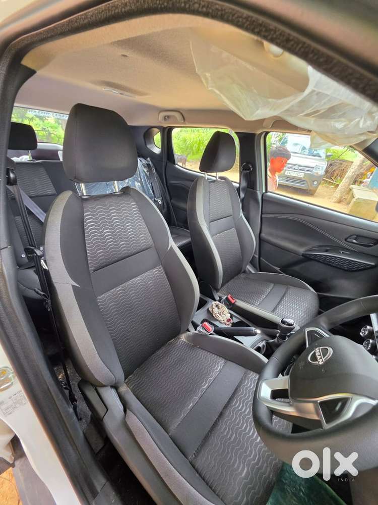 Nissan Magnite Petrol Manual 2026