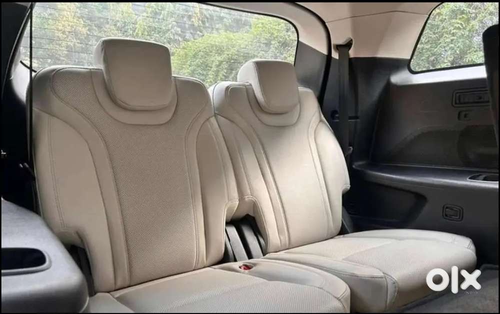 Mahindra Xuv700 Diesel Mt 2024