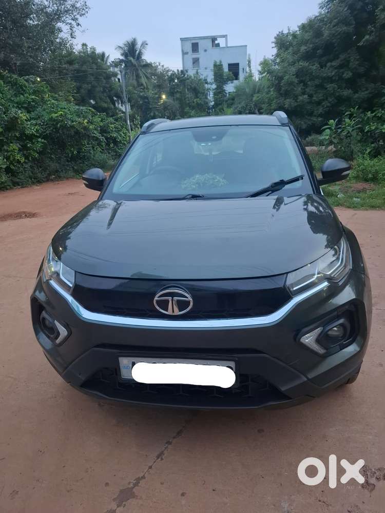 Tata Nexon 1.2 Revotron Xma Amt (s), 2020, Diesel