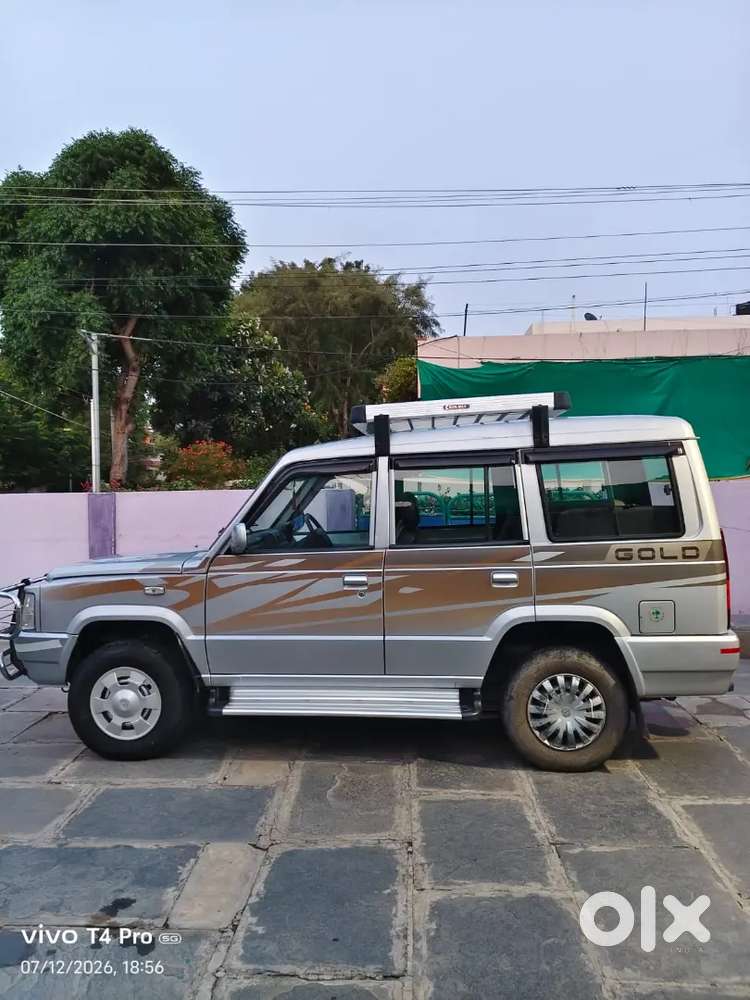 Tata Sumo Gold 2015
