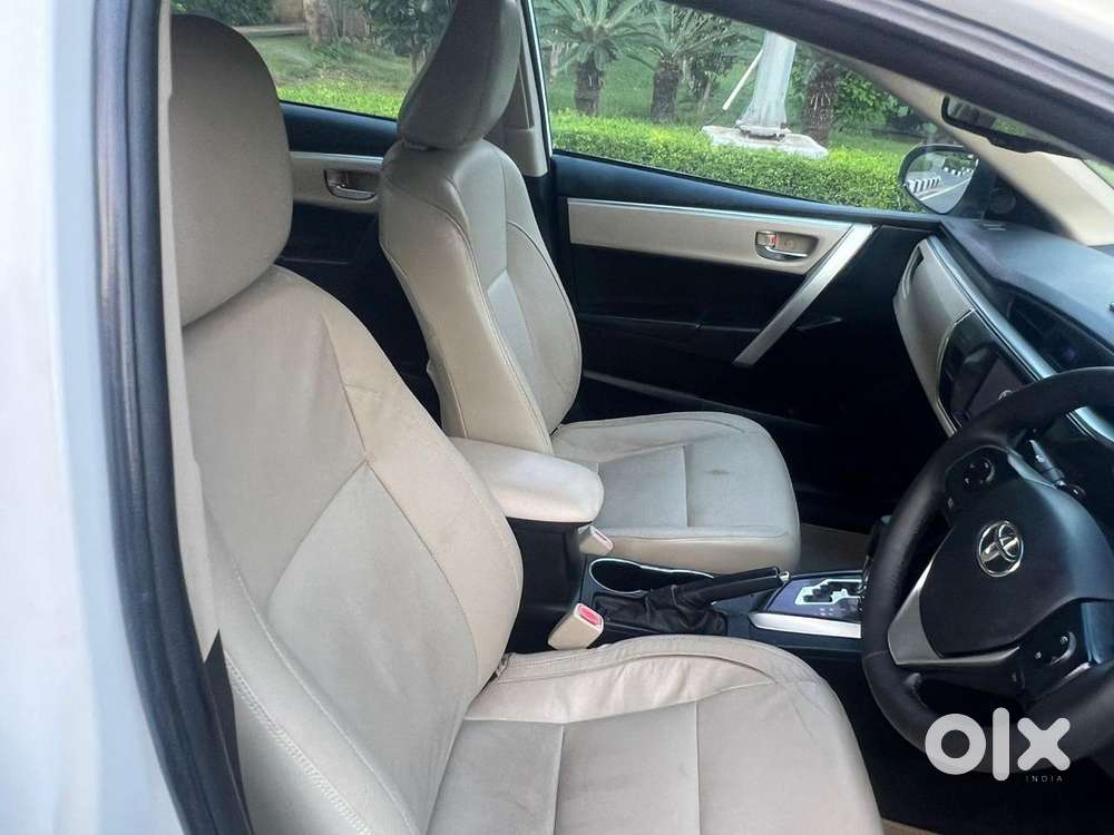 Toyota Corolla Altis Vl At, 2014, Petrol