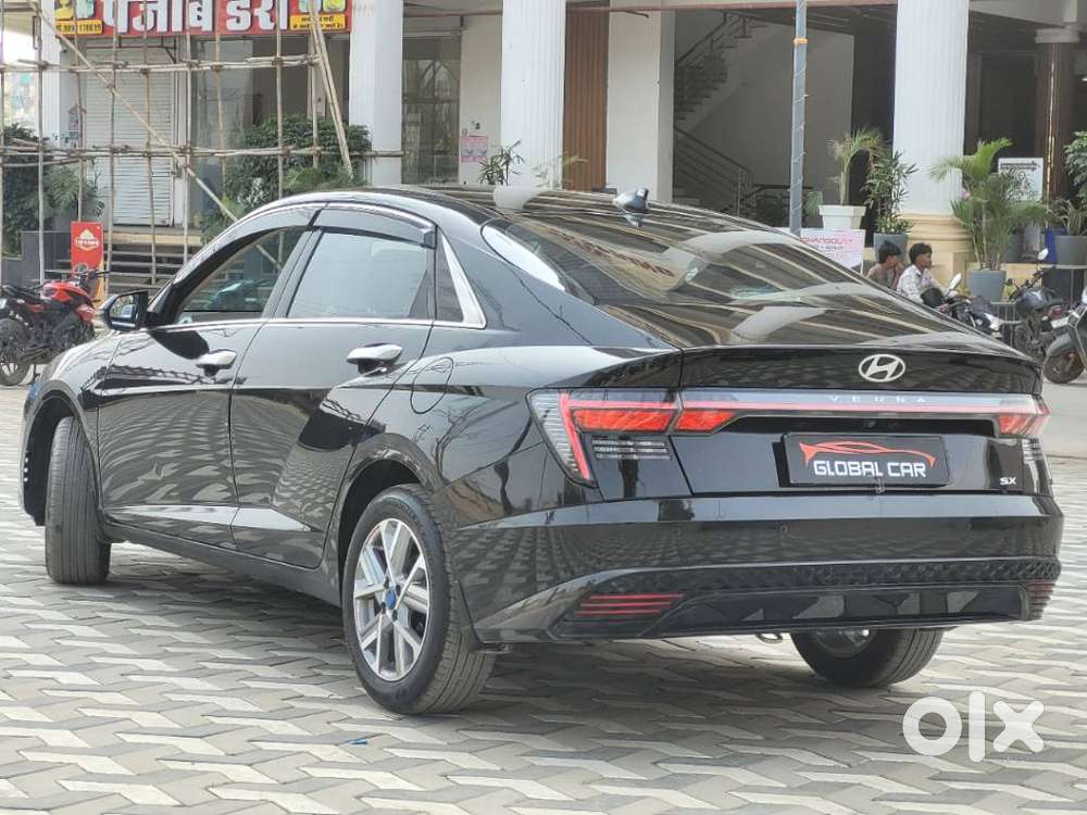 Hyundai Verna 1.5 Sx Petrol Mt, 2024, Petrol