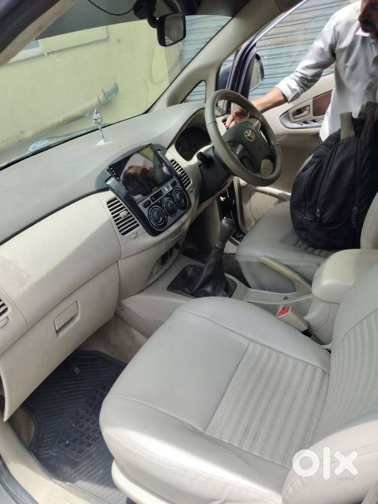 Toyota Innova 2.5 G (diesel) 8 Seater, 2013, Diesel