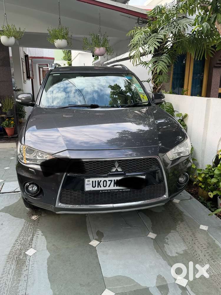 Mitsubishi Outlander 2011 Chrome