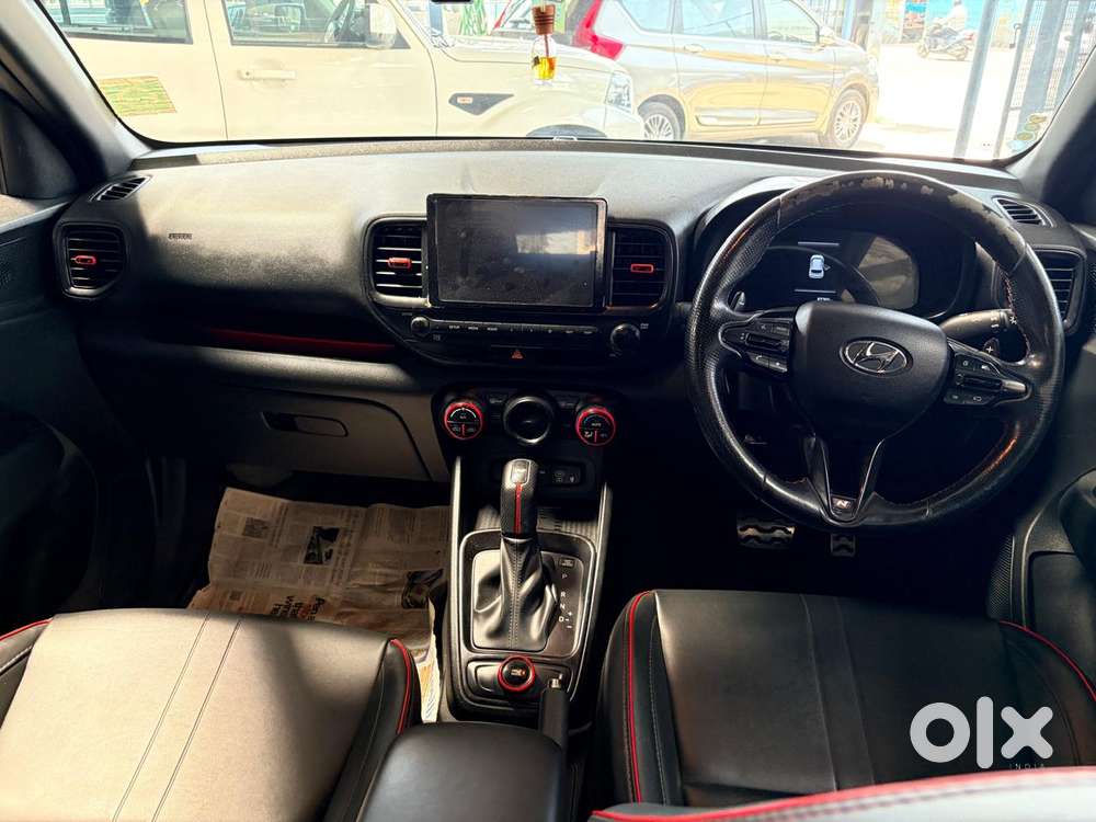 Hyundai Venue N Line N8 Dct Dual Tone, 2022, Petrol