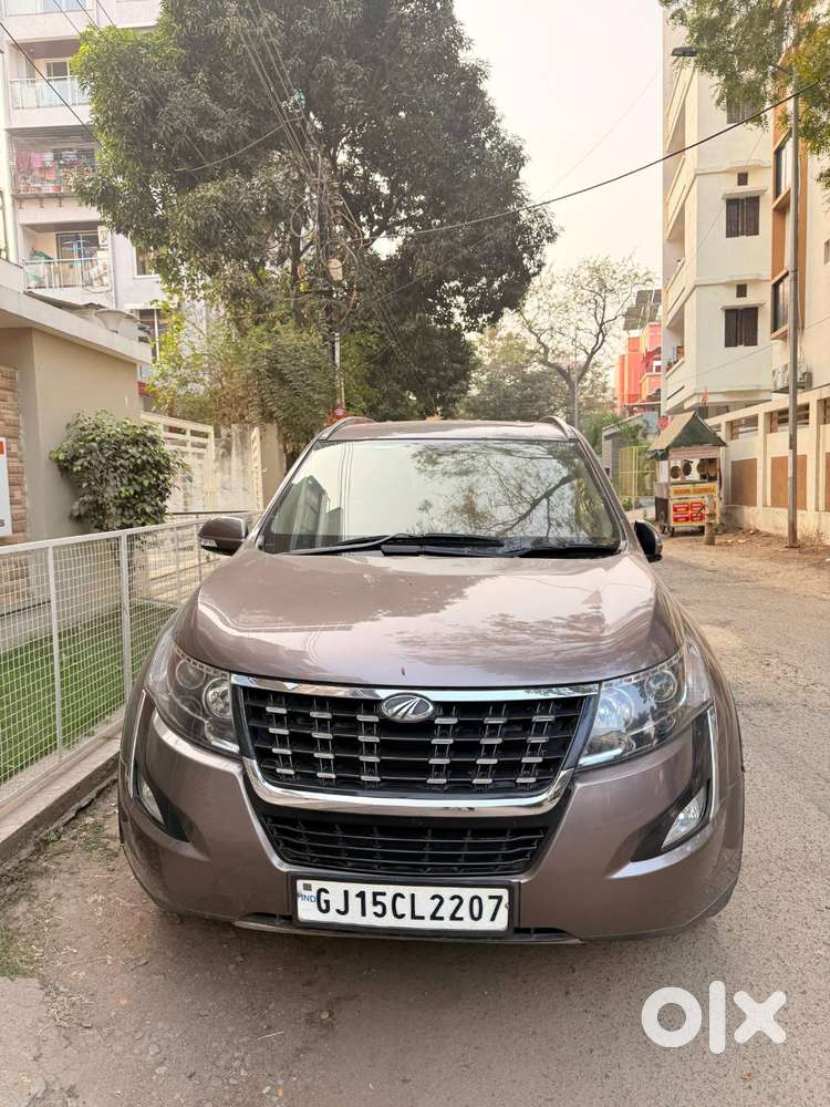 Xuv 500 W11 Top Model