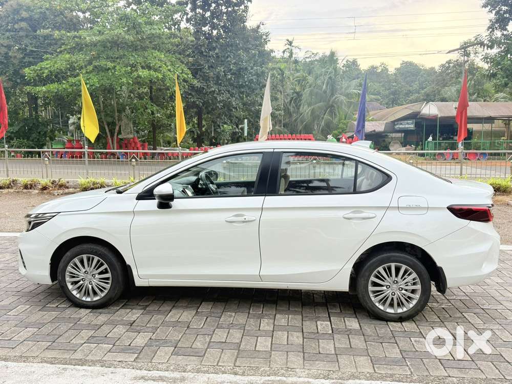 Honda City 1.5 V 5th Gen I-vtec Mt, 2020, Petrol
