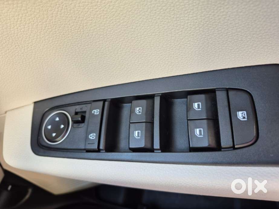 Kia Carens 1.4 Prestige 7 Str, 2023, Petrol