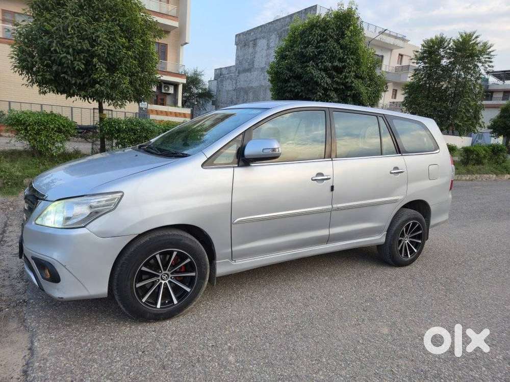 Toyota Innova 2.5 Vx 7 Seater Bs Iv, 2013, Diesel