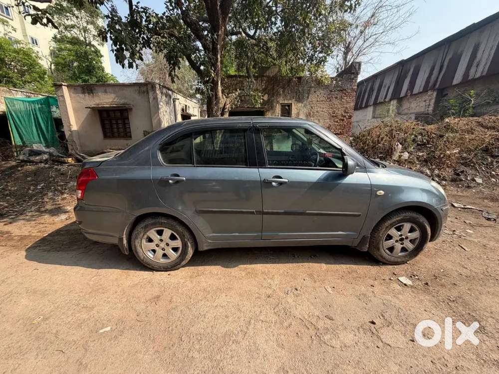 Maruti Suzuki Swift Dzire 2009 Petrol 77000 Km Driven