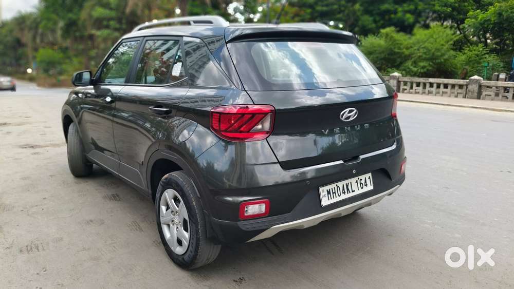 Hyundai Venue S, 2020, Petrol
