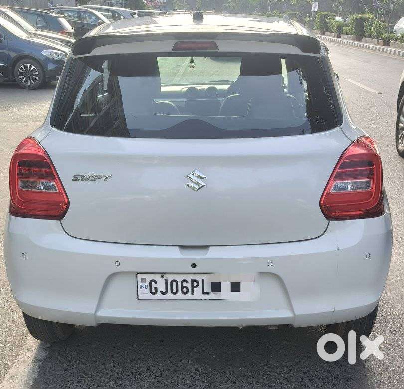 Maruti Suzuki Swift Vxi + Manual, 2023, Petrol