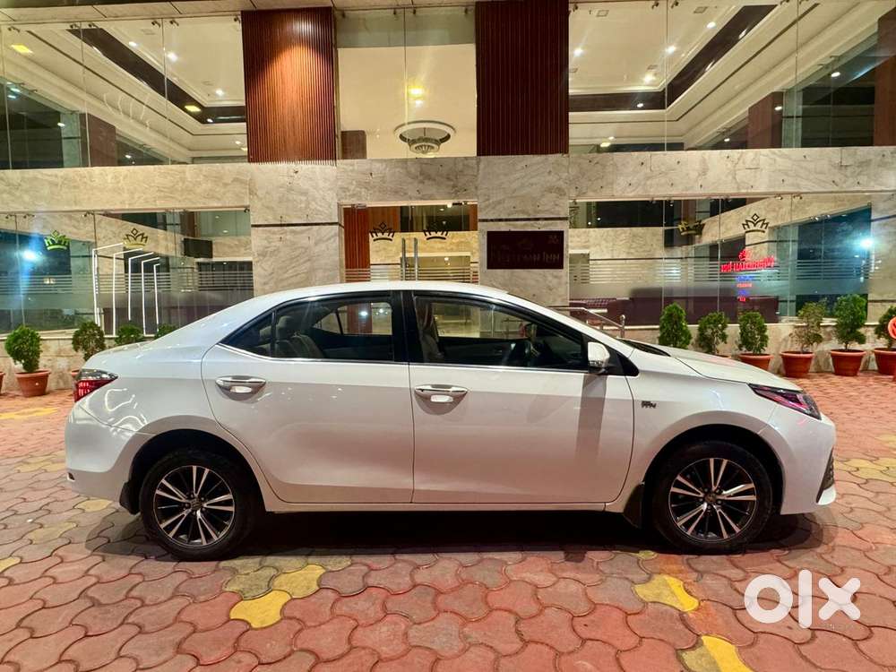 Toyota Corolla Altis 2013-2017 Gl Mt, 2017, Petrol